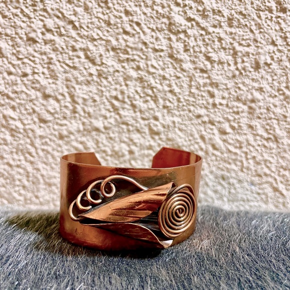 Jewelry - Artsy copper bracelet